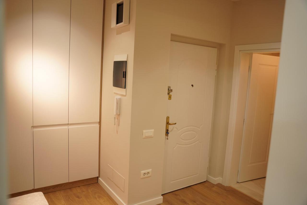 Feel Home Apartment Tirana Exterior photo