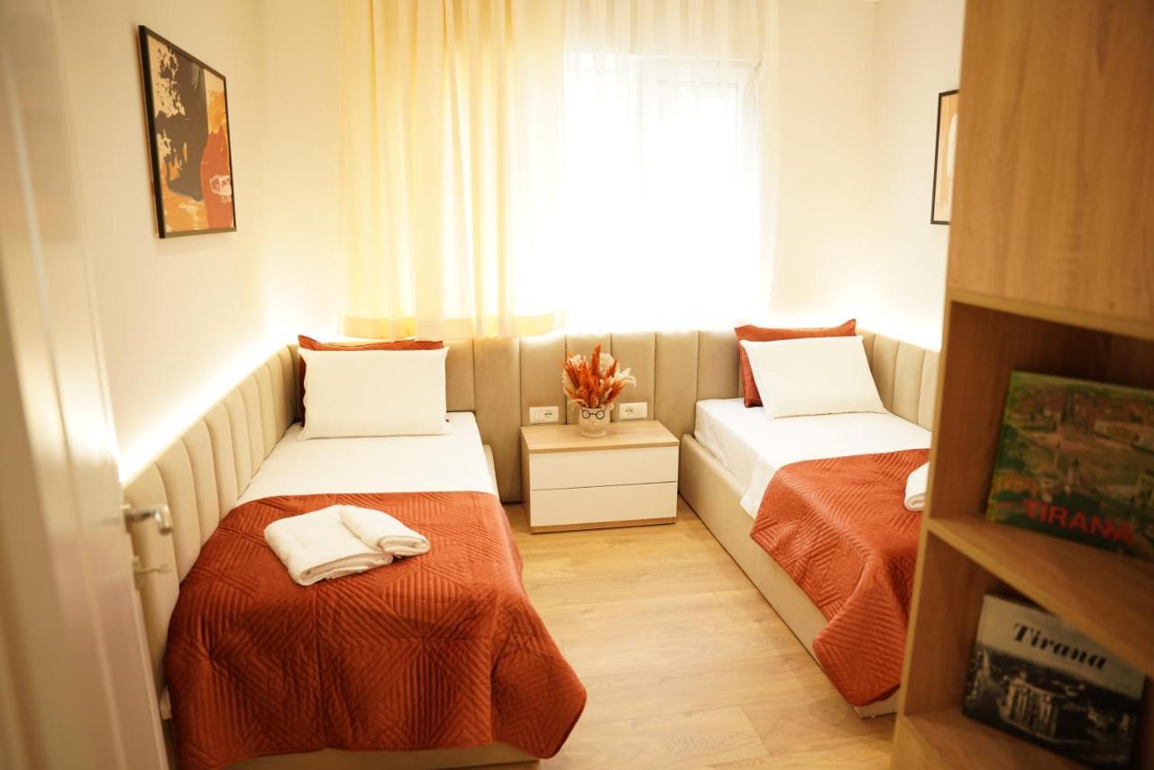 Feel Home Apartment Tirana Exterior photo
