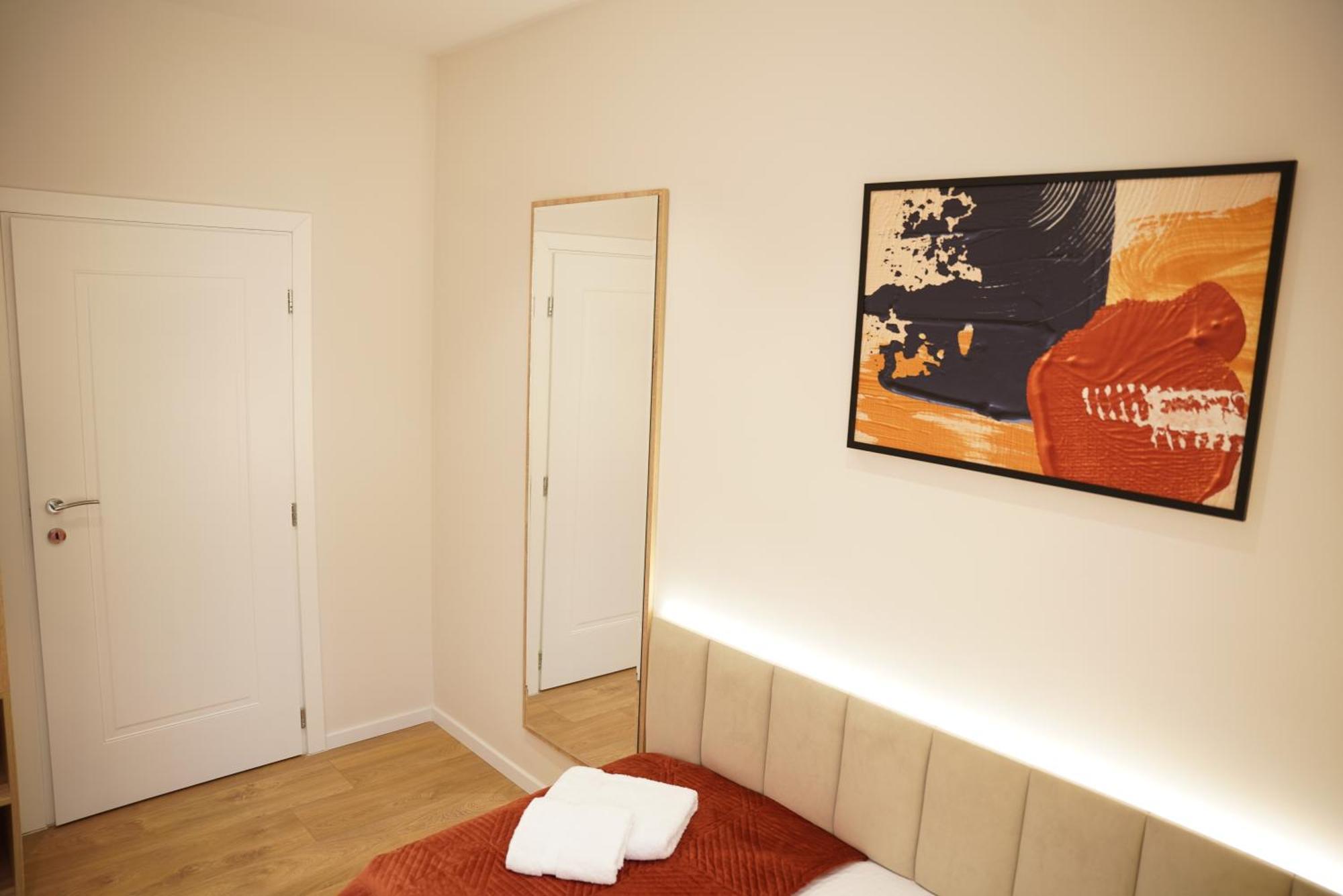 Feel Home Apartment Tirana Exterior photo